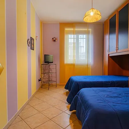 Apartament Spacious In - 2 Large Bedrooms For 4