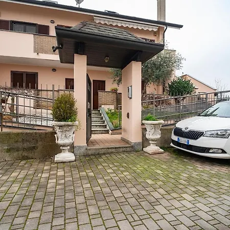 Spacious In - 2 Large Bedrooms For 4 *