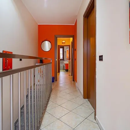 Spacious In - 2 Large Bedrooms For 4 Apartament Lainate