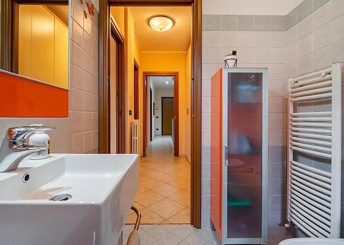 Διαμέρισμα Spacious In - 2 Large Bedrooms For 4
