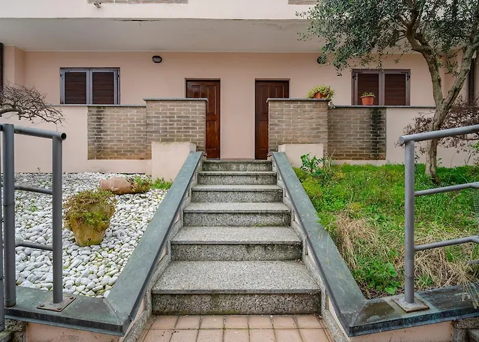 Spacious In - 2 Large Bedrooms For 4 Διαμέρισμα