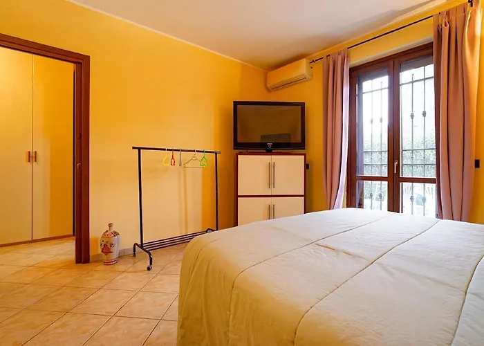 Spacious In - 2 Large Bedrooms For 4 Διαμέρισμα Lainate